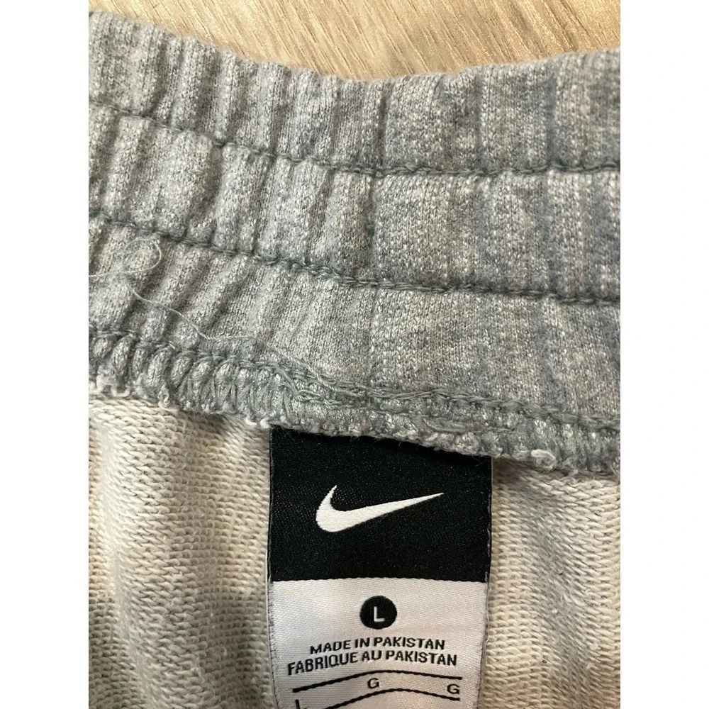 Nike Fleece Shorts L Grey - Picture 3 of 4